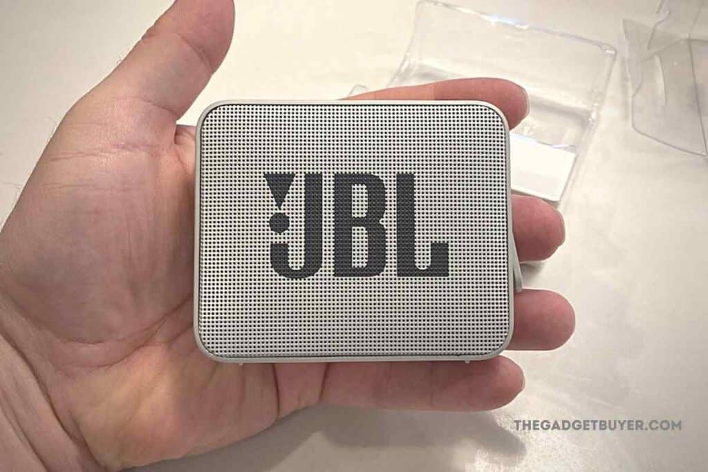 How Do You Know If JBL Go 2 Is Low Battery