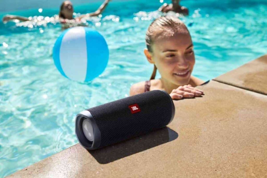 Do JBL speakers work underwater 1 Do JBL speakers Work Underwater?
