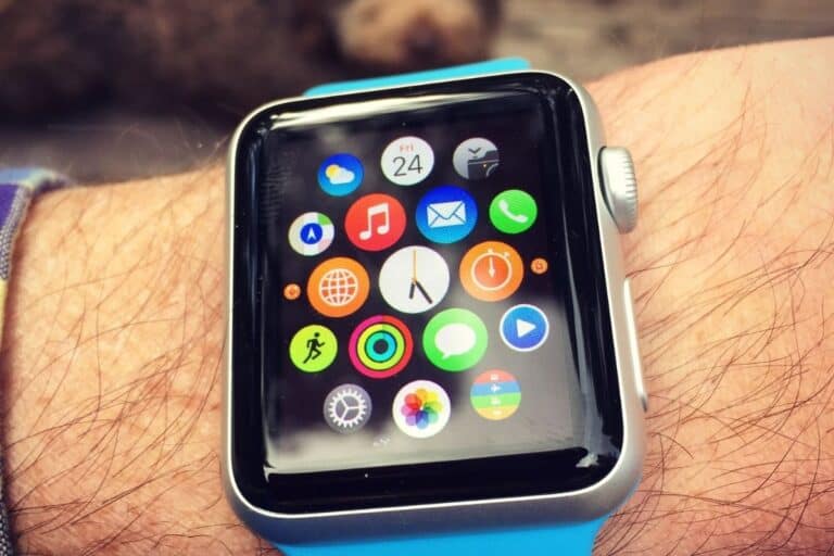 Do I Need A Screen Protector For Apple Watch Consider This The 