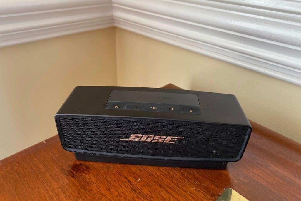 connect echo dot to bose soundlink mini