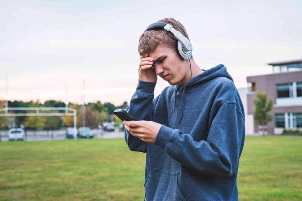 Why Are Songs Skipping On Apple Music? The Gadget Buyer Tech Advice