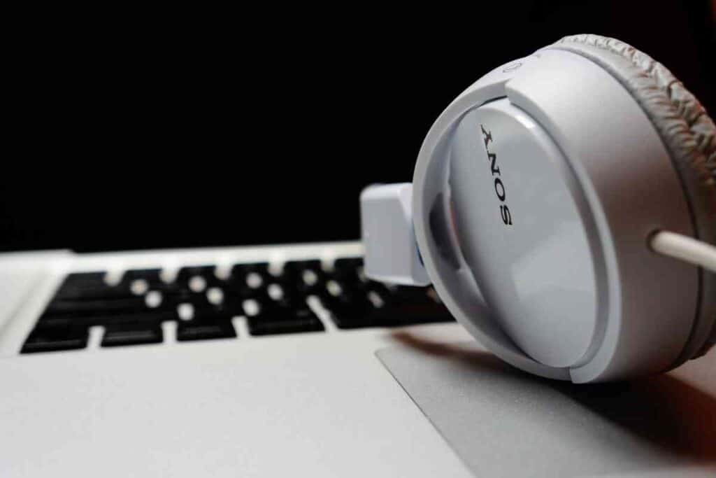 Is Sony Or Bose Better 1 Is Sony Or Bose Better?