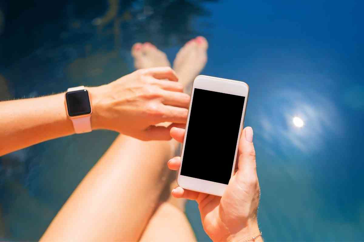 Which Apple Watch Is Waterproof? The Gadget Buyer Tech Advice