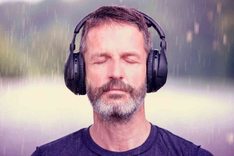 Can I Wear Bluetooth Headphones In the Rain?