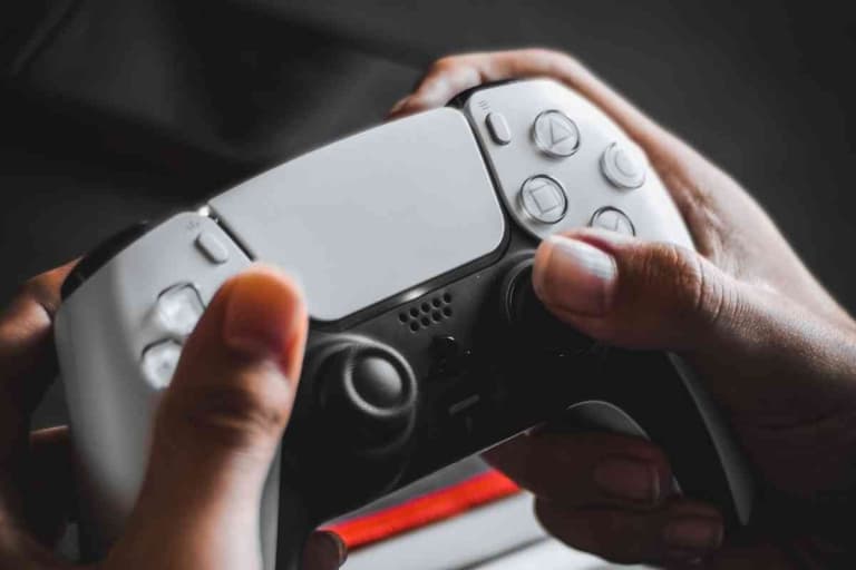 How To Charge The PS5 Controller (EXPLAINED!) The Gadget Buyer Tech Advice