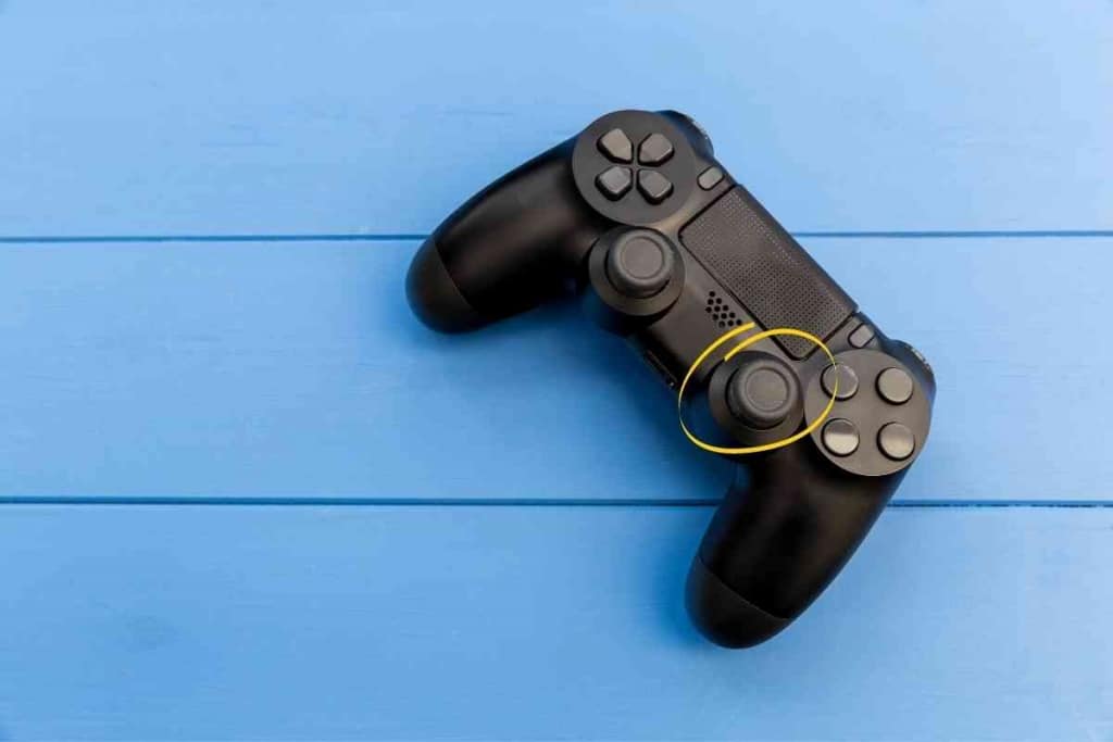 Where Is R3 On PS4 Controller?