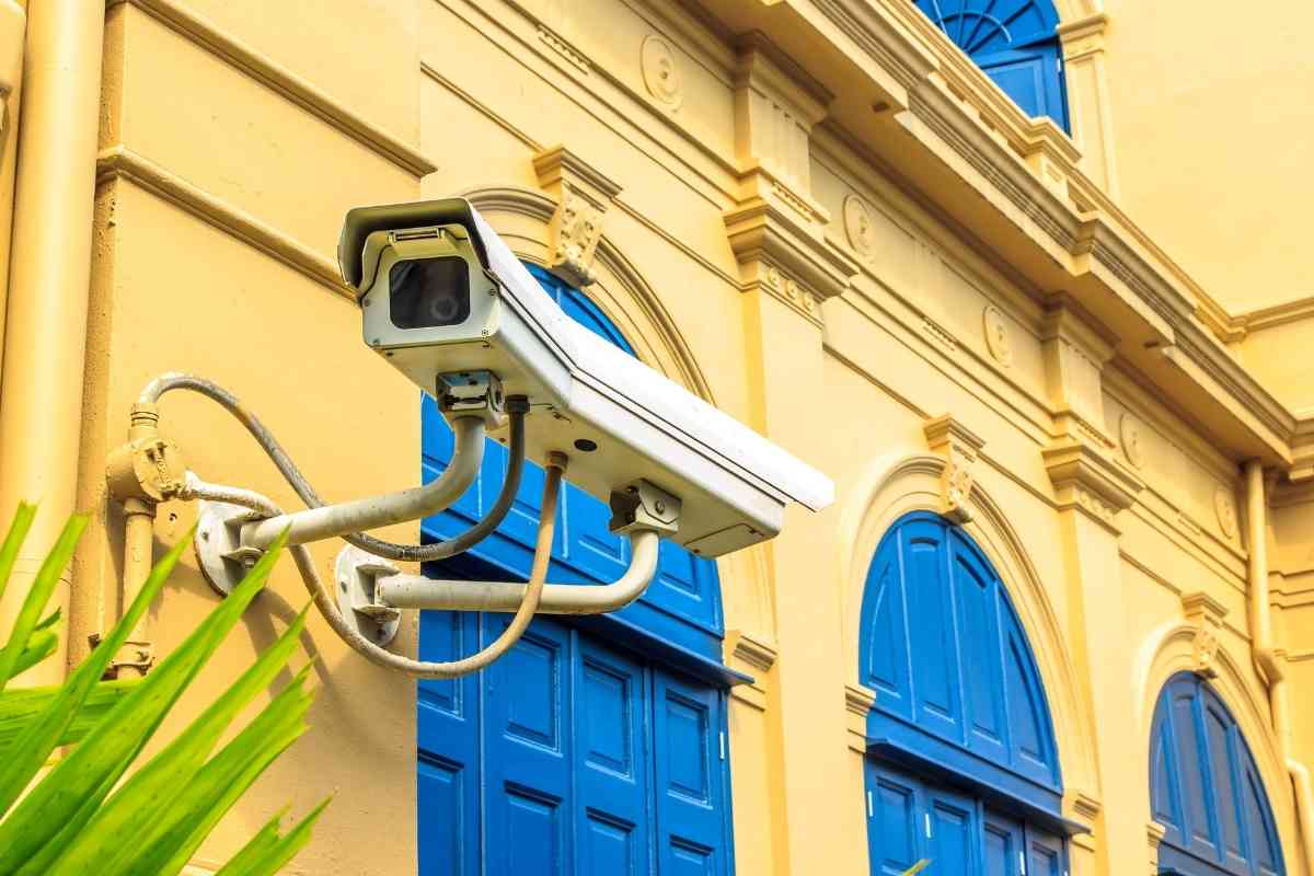 is-there-a-security-camera-that-works-without-wifi-the-gadget-buyer