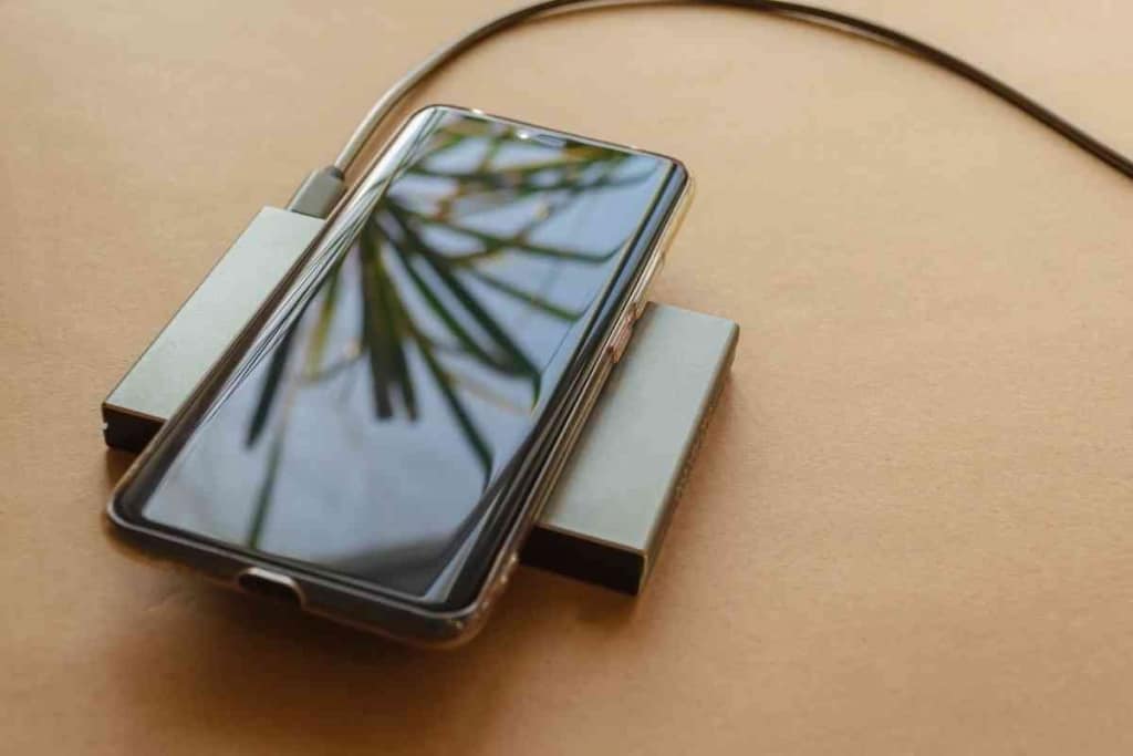 Do Phone Chargers Go Bad 2 Do Phone Chargers Go Bad? And How To Make Them Last Longer!