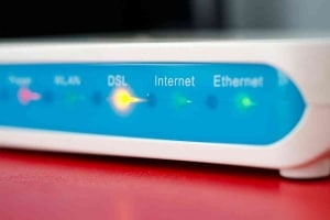 Spectrum Modem Lights: What Do The Colors Mean? (Answered) - The Gadget ...