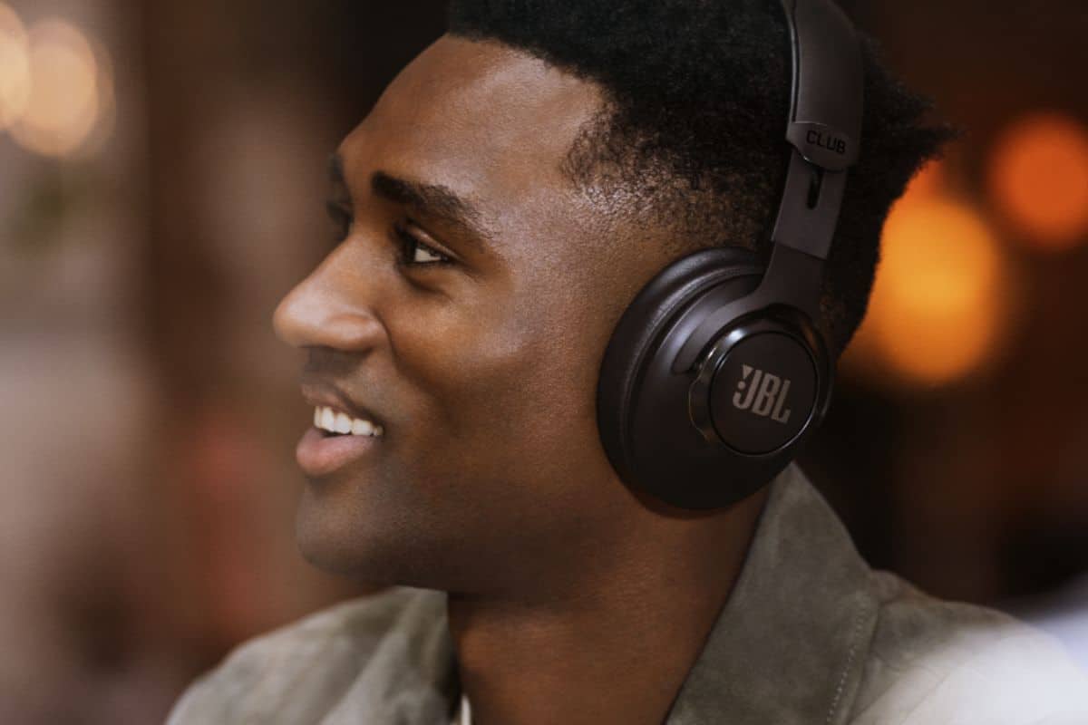 Can You Use JBL Headphones While They’re Charging? Safely? The Gadget