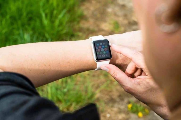 how to accept walkie talkie invite on apple watch