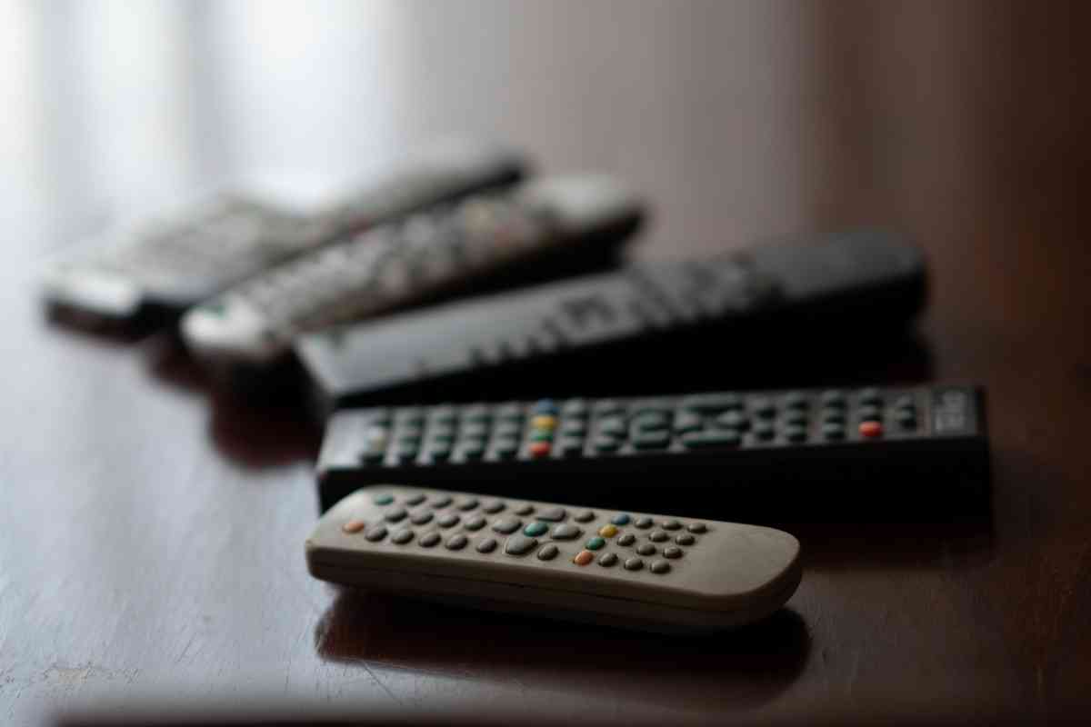 How To Reset An Xfinity Remote Solved In Seconds! The Gadget Buyer