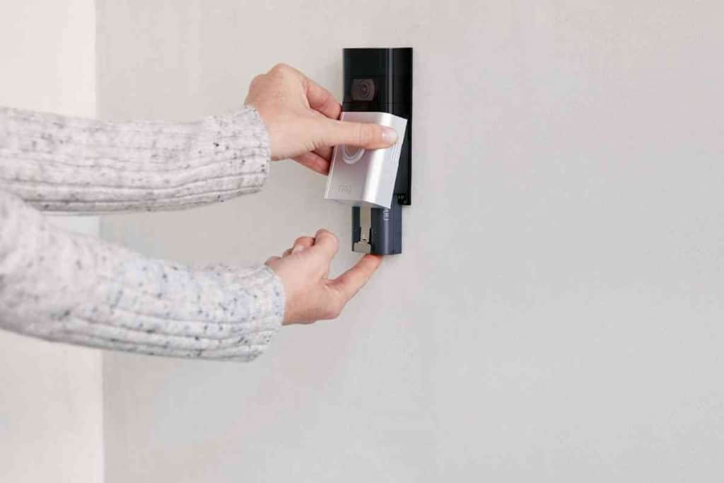 Ring Doorbell Flashing Blue: Fixed! - The Gadget Buyer | Tech Advice