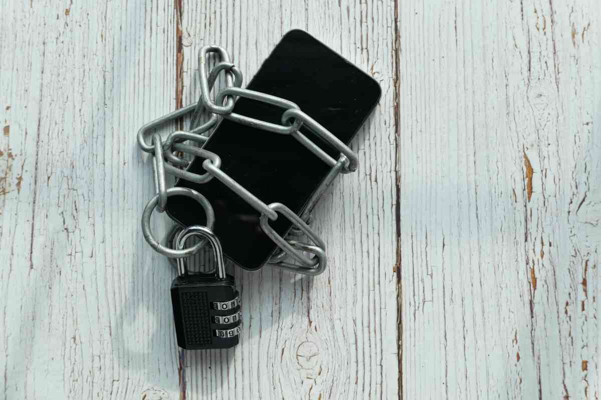 What Does Factory Unlocked Mean On A Phone? The Gadget Buyer Tech