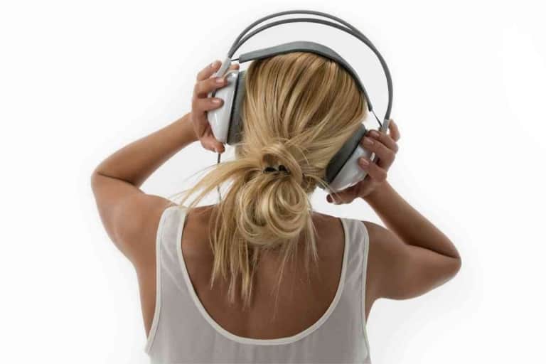 Why Do My JBL Headphones Keep Turning Off? Fixed! The Gadget Buyer