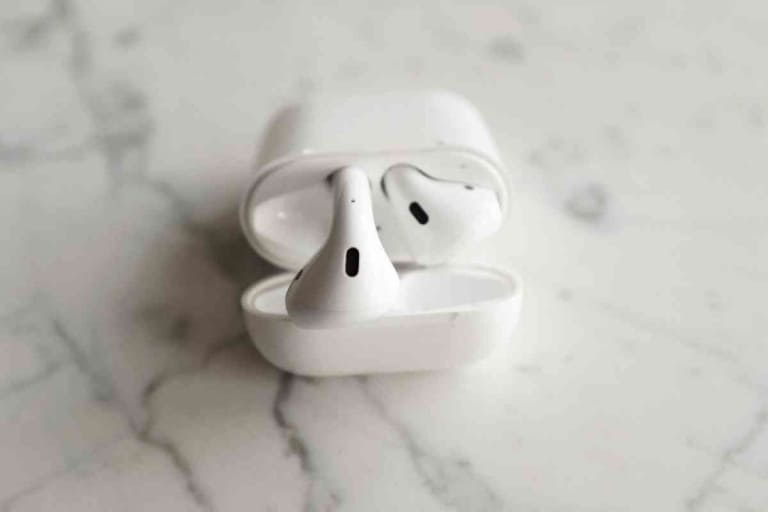 Airpod Case Not Charging? How To Troubleshoot The Gadget Buyer Tech