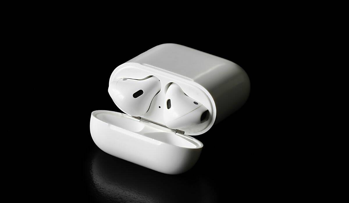 What You Need To Know About Your AirPods Case Battery The Gadget Buyer Tech Advice