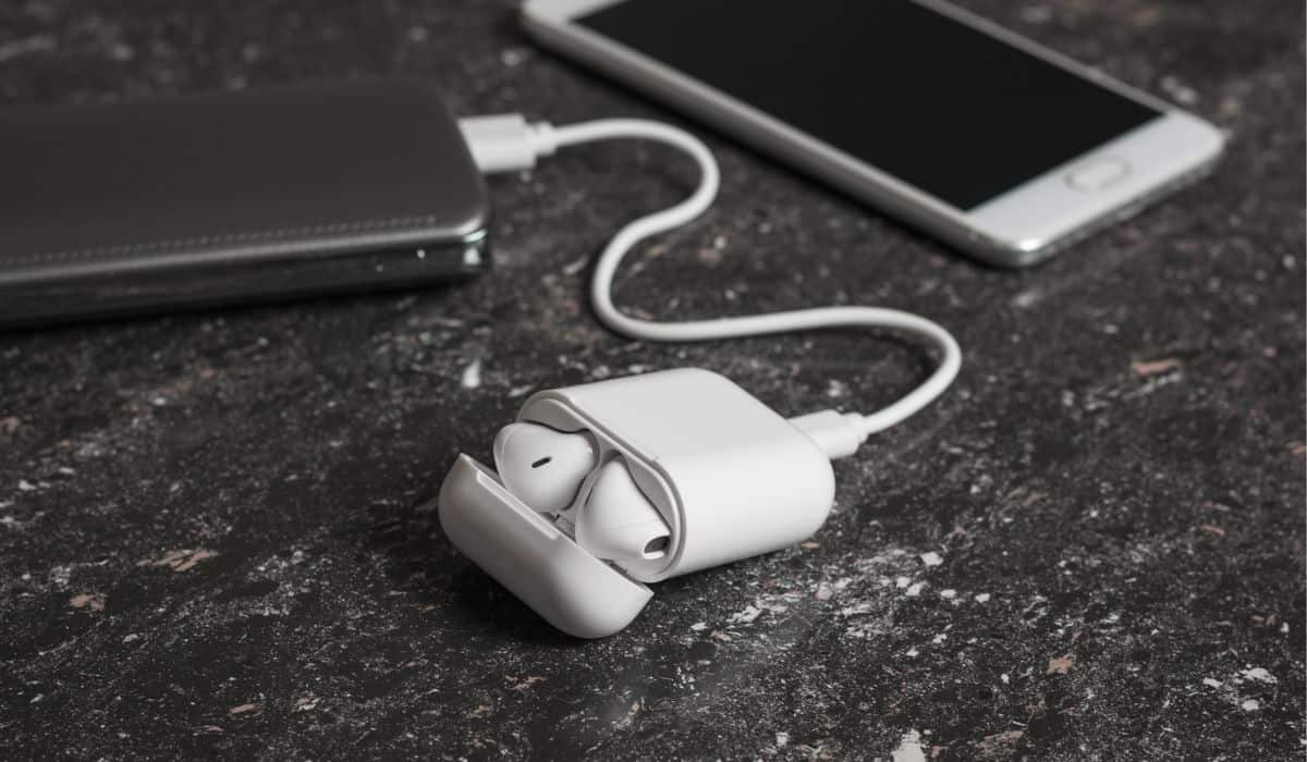 Does The AirPods Case Support Wireless Charging? The Gadget Buyer