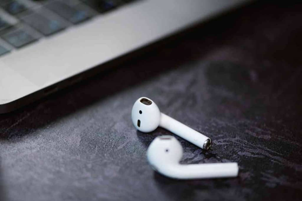 Connect Your AirPods To Your Dell Laptop 1 7 Steps To Connect Your AirPods To Your Dell Laptop