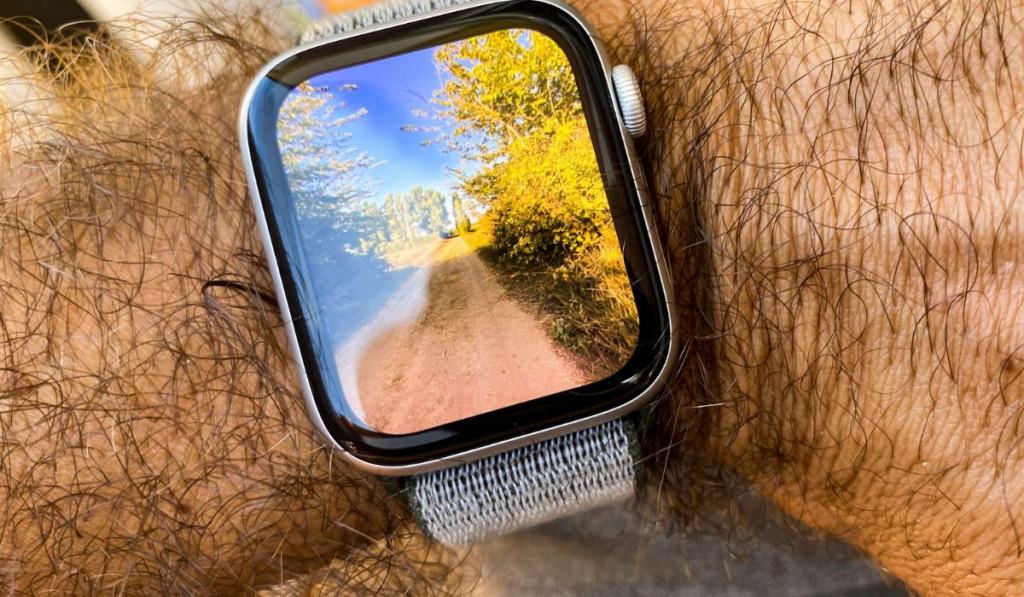 Country dirt road Smart watch