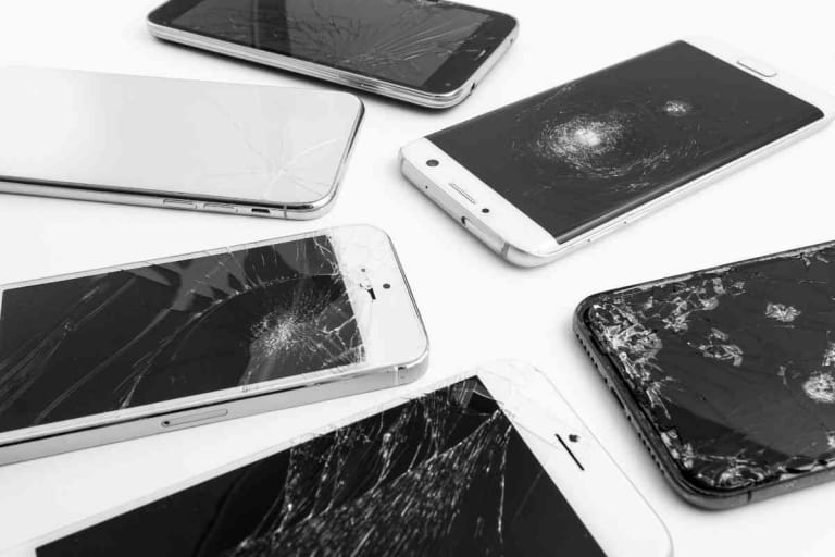 Where Can I Sell Broken iPhones? The 4 Best Places
