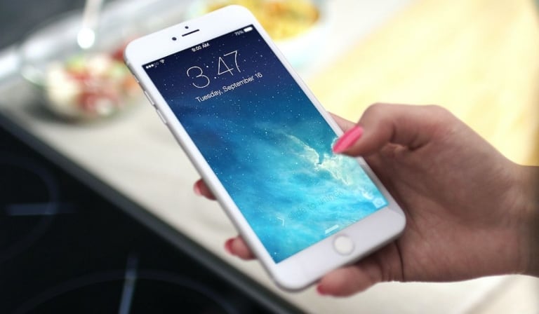 No Home Button? No Problem: How To Bypass iPhone “Hello” Screen