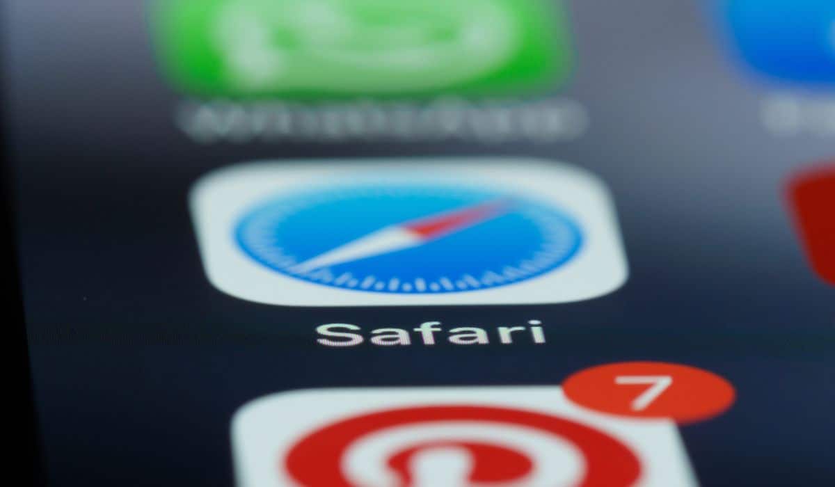 how to download safari icon on iphone