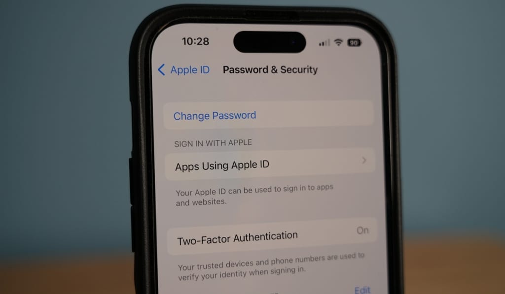 iPhone 14 Pro Two Factor Authentication Setting