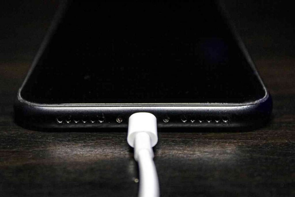 iPhone Charging Port Is Loose 1 1 4 Reasons Why Your iPhone Charging Port Is Loose (And What To Do)