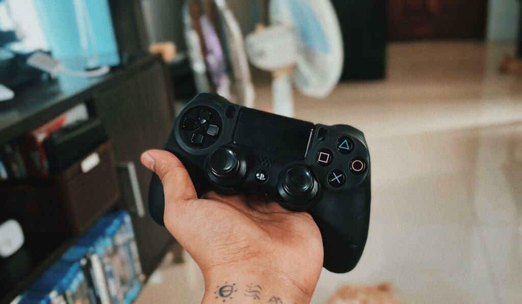 PS4 Controller