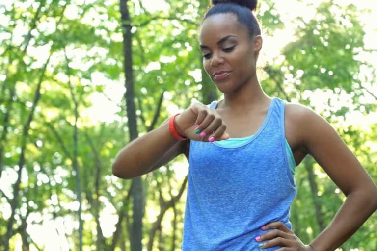 10 Features You Can Use On A Fitbit Without Having It Paired To A Mobile Device