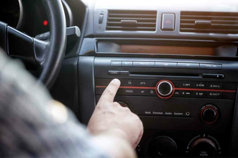 How To Play Music From Phone To Car Without AUX Or Bluetooth App The