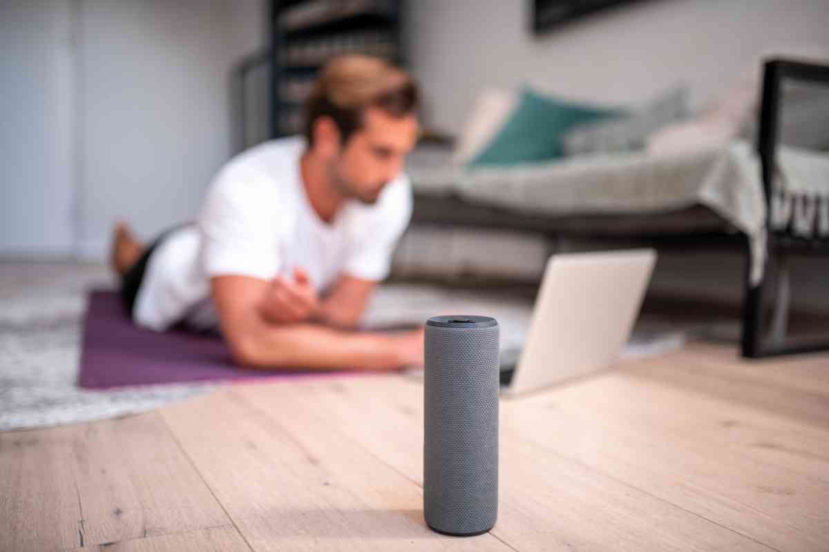 Should Bluetooth Be On Or Off? Is It OK To Leave Bluetooth On? The