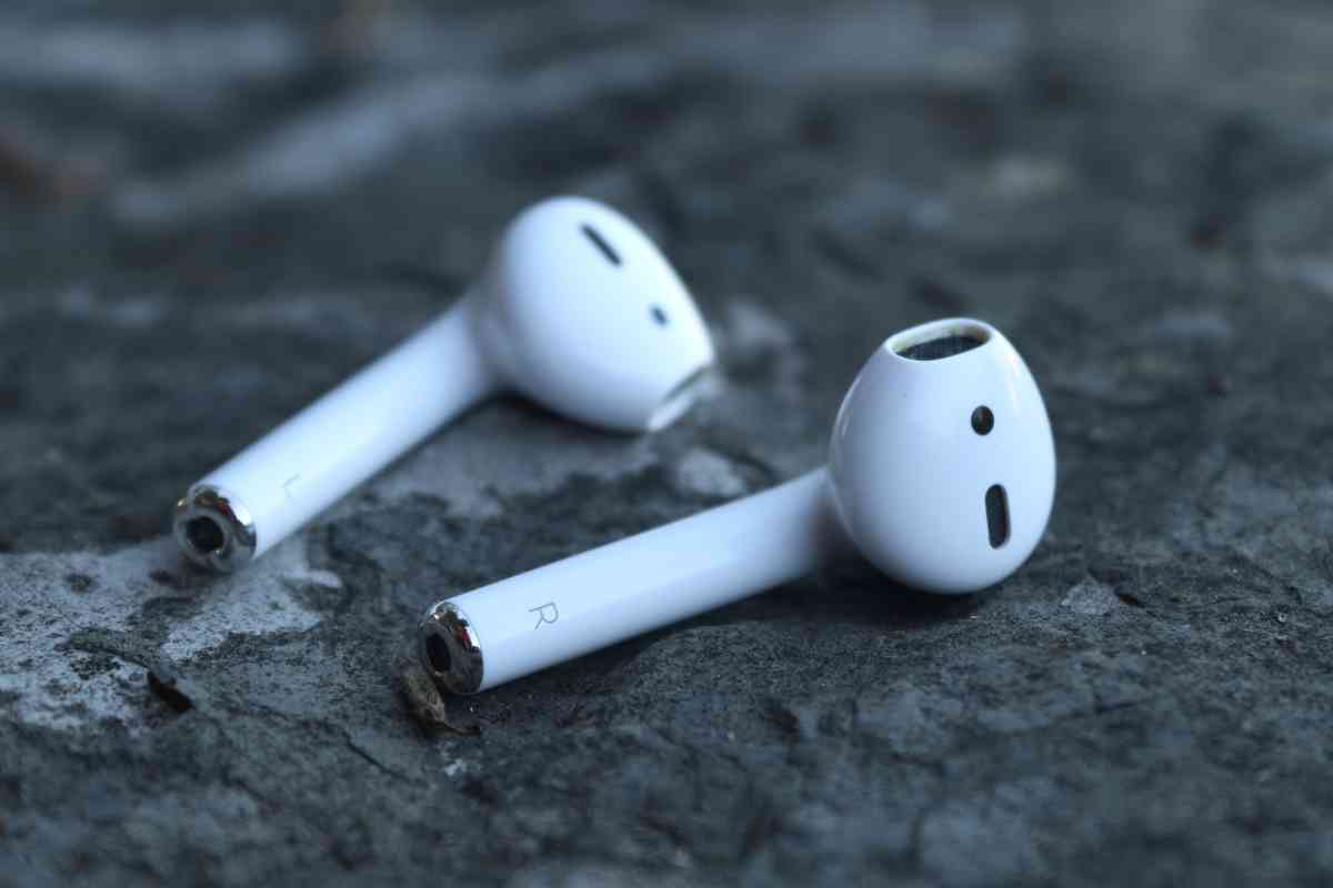 Why People Can't Hear Me On My Airpods, Answered! The Gadget Buyer